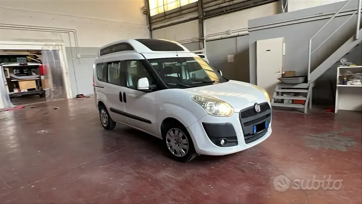 Usata Fiat Doblò 120 CV (88 kW) 2014 Bianco Monovolume