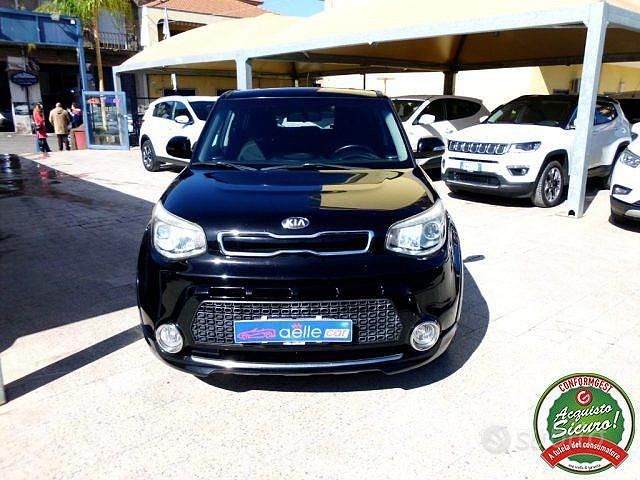 Usata Kia Soul 128 CV (94 kW) 2015 Nero SUV