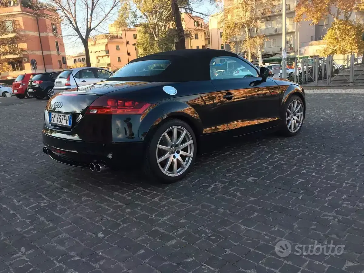 Usata Audi TT Roadster 95 CV (69 kW) 2017 Nero Cabrio