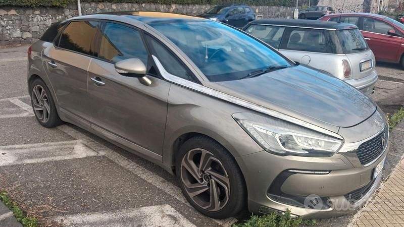 Usata DS Automobiles DS5 2015 Grigio Utilitaria