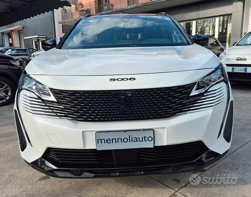 Usata Peugeot 5008 GT 130 CV (95 kW) 2022 Bianco SUV