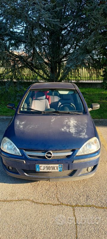 Usata Opel Corsa 80 CV (58 kW) 2004 Blu Utilitaria