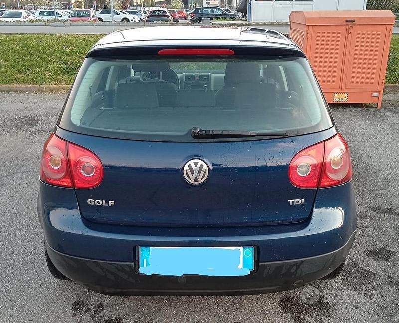 Usata VW Golf IV 2005 Blu Berlina