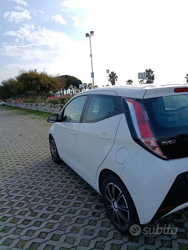 Usata Toyota Aygo 2017 Bianco Utilitaria