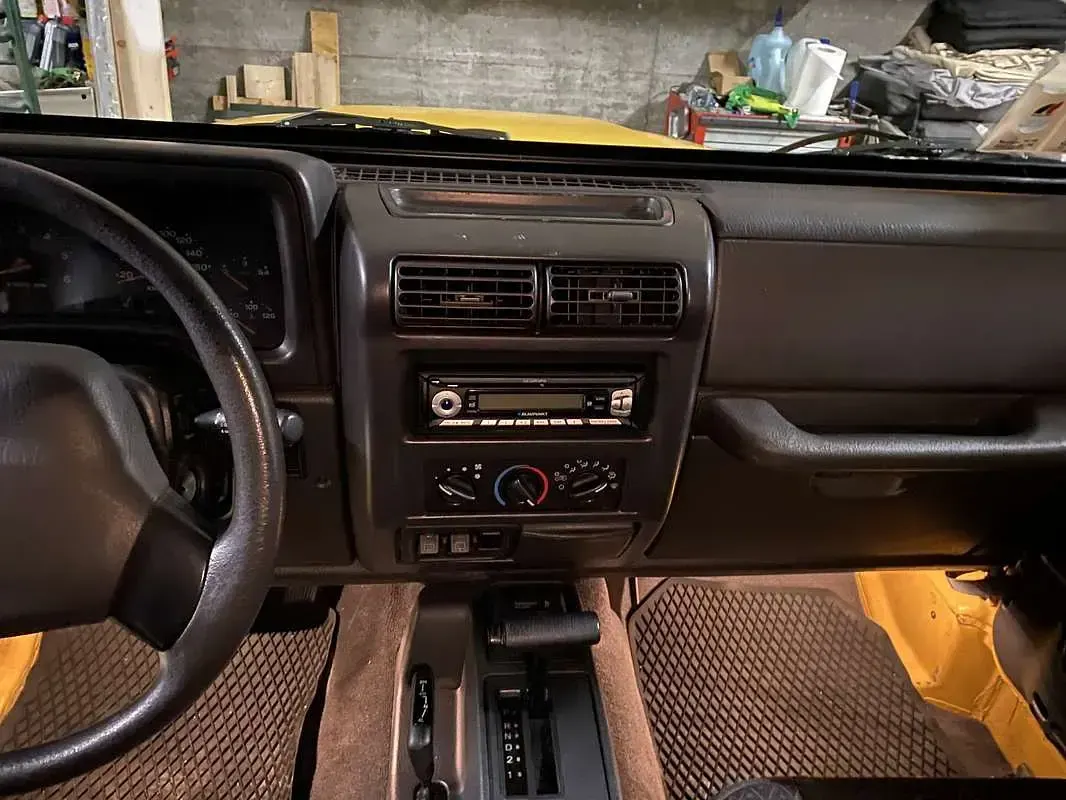 Usata Jeep Wrangler 177 CV (130 kW) 2002 SUV