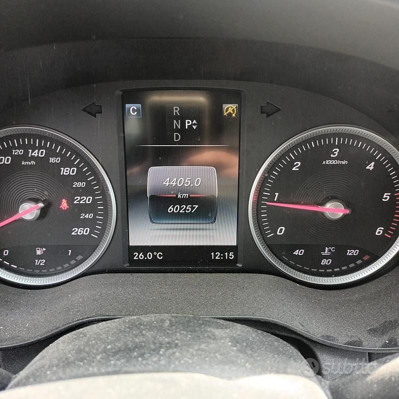 Usata Mercedes C180 Executive 116 CV (85 kW) 2019 Nero Berlina