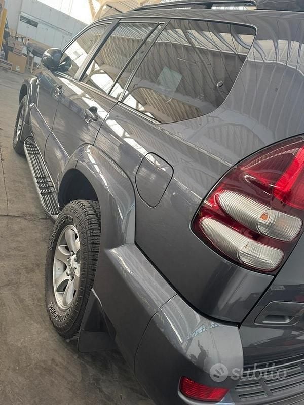 Usata Toyota Land Cruiser 173 CV (127 kW) 2009 SUV