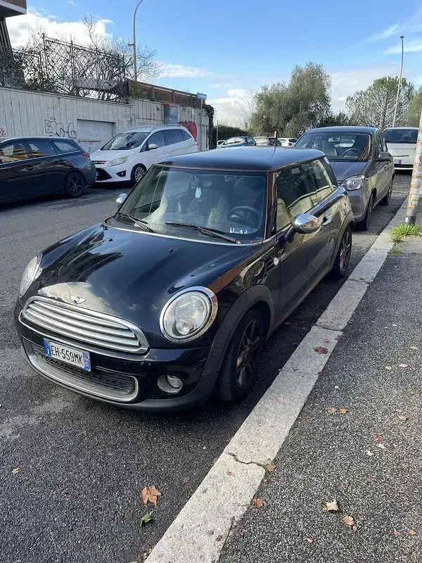 Usata Mini ONE 75 CV (55 kW) 2011 Utilitaria
