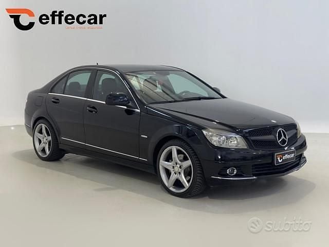 Usata Mercedes C280 Elegance 231 CV (169 kW) 2008 Nero Berlina