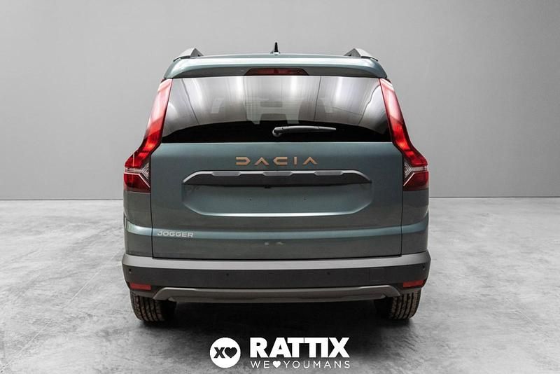 Nuova Dacia Jogger Extreme 101 CV (74 kW) 2025 Verde oxide Monovolume