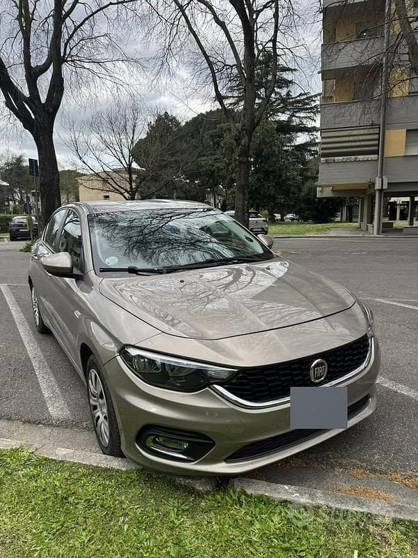 Gebraucht Fiat Tipo Easy 95 PS (69 kW) 2018 Limousine