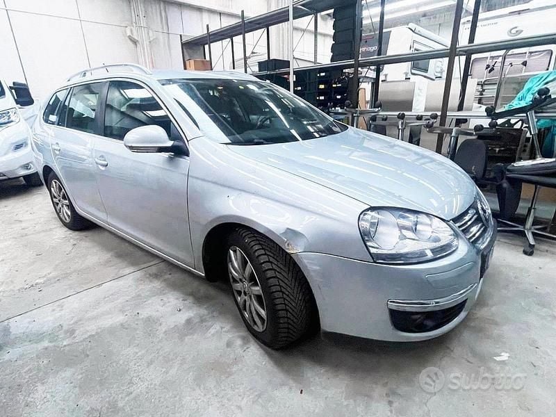 Usata VW Golf V Comfortline 122 CV (89 kW) 2008 Grigio Station wagon