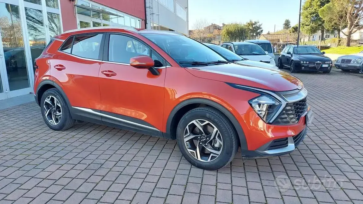 Usata Kia Sportage 136 CV (100 kW) 2022 Arancione SUV