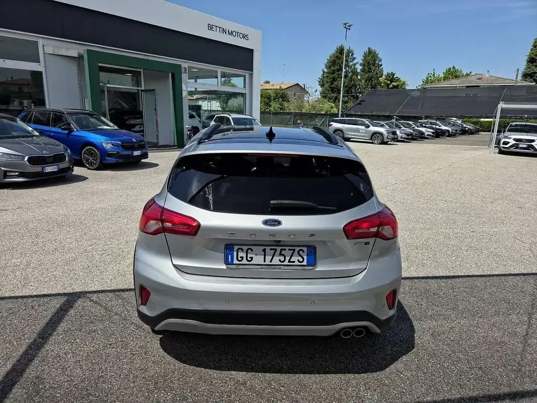 Usata Ford Focus ST-Line 125 CV (91 kW) 2021 Berlina