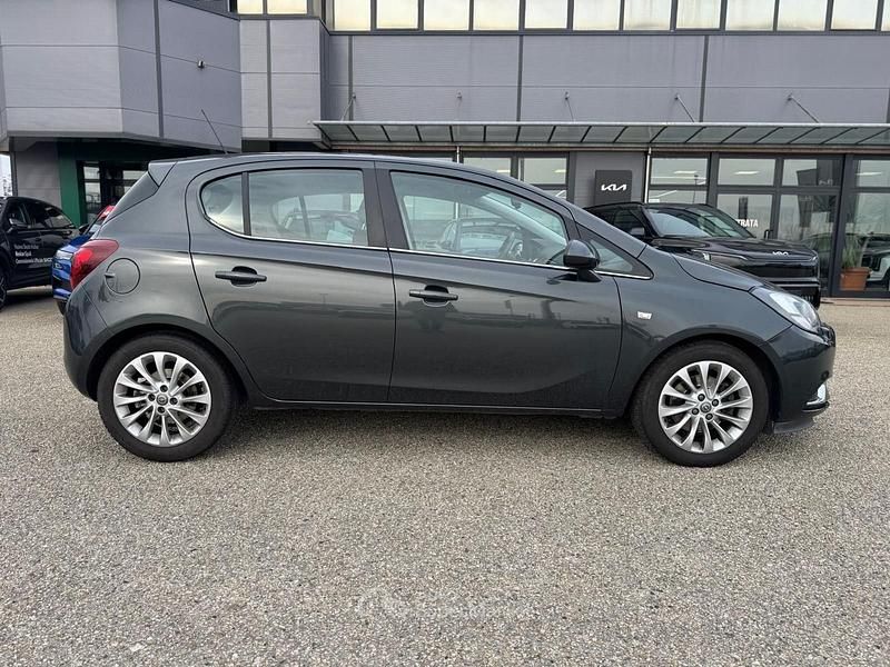Usata Opel Corsa Cosmo 95 CV (69 kW) 2017 Grigio Utilitaria