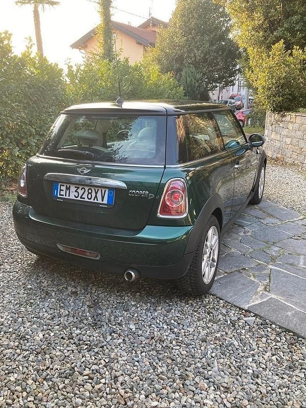 Usata Mini Cooper D 2012 Verde Utilitaria