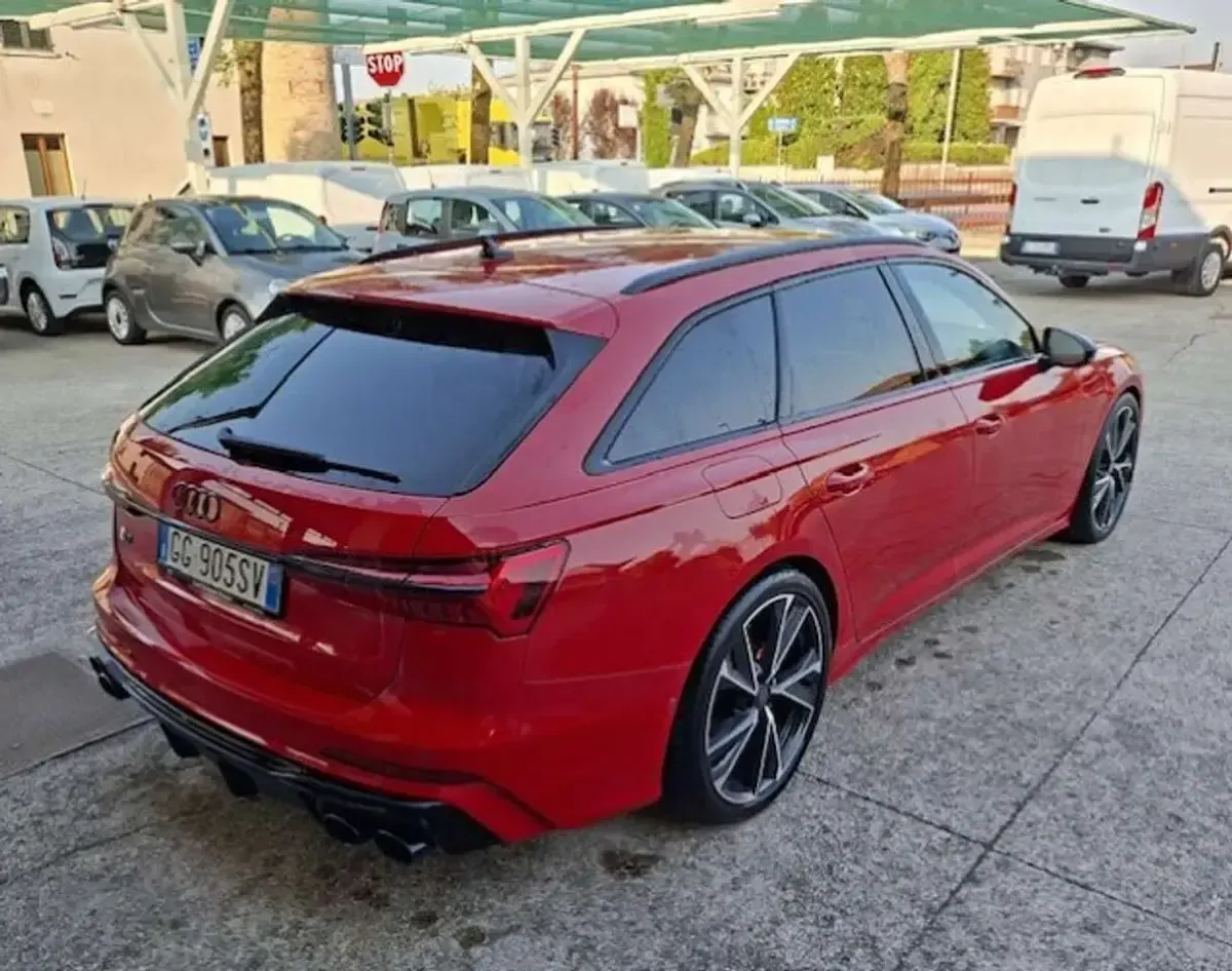 Usata Audi A6 Business 204 CV (150 kW) 2021 Rosso Station wagon