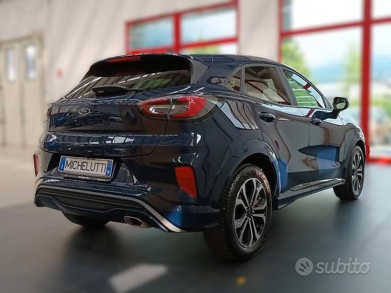 Second-hand Ford Puma ST-Line 125 CP (91 kW) 2023 Albastru SUV