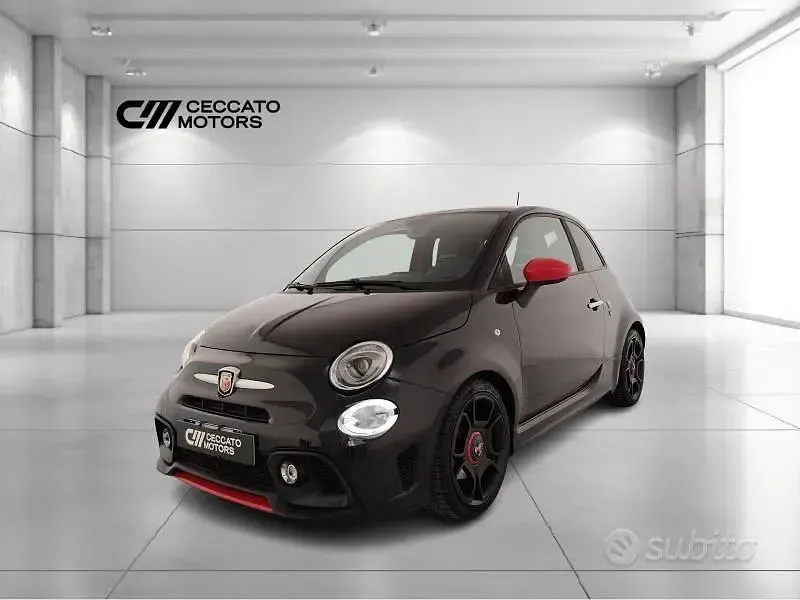 Usata Abarth 595C Pista 160 CV (117 kW) 2018 Cabrio