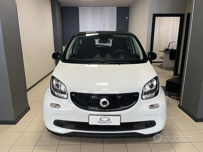 Usata Smart ForFour Passion 70 CV (51 kW) 2019 Bianco Utilitaria