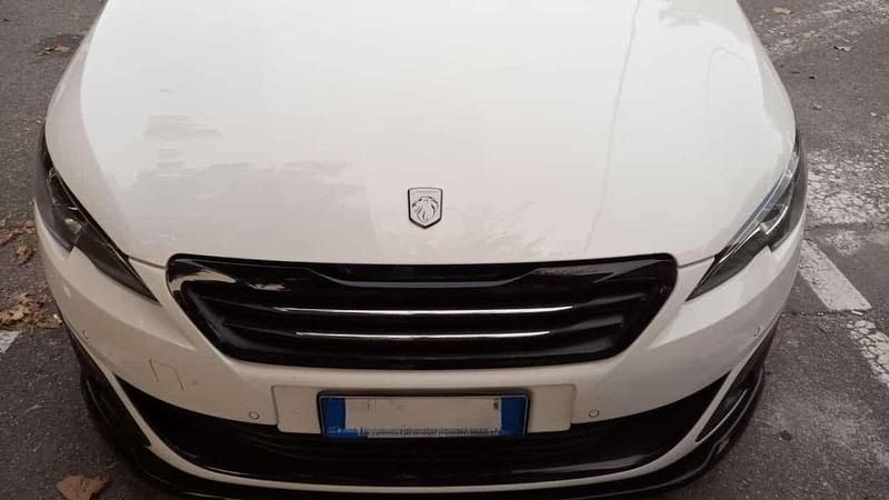 Usata Peugeot 308 Allure 120 CV (88 kW) 2015 Berlina