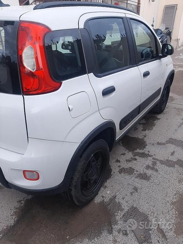 Usata Fiat Panda 4x4 85 CV (62 kW) 2022 Bianco Utilitaria