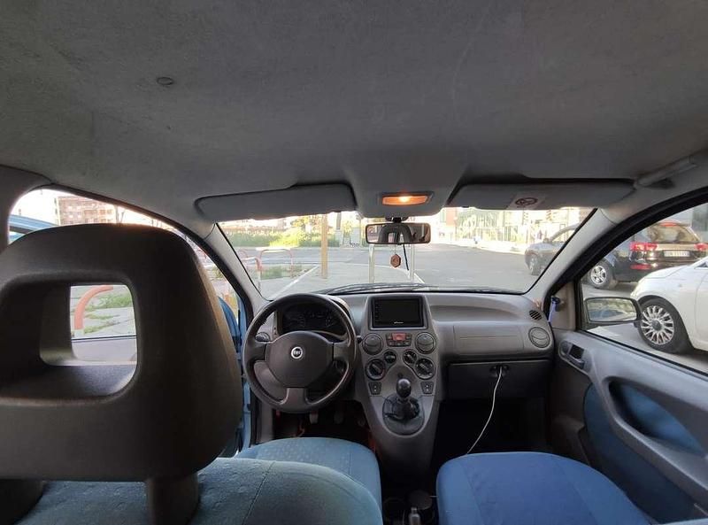Usata Fiat Panda Dynamic 69 CV (50 kW) 2004 Blu/azzurro Utilitaria