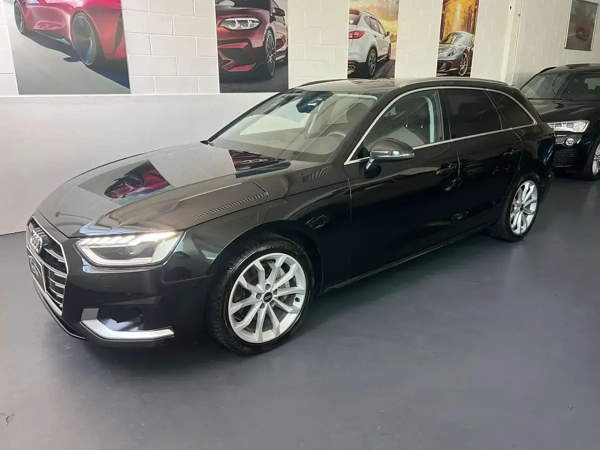 Usata Audi A4 Advanced 204 CV (150 kW) 2022 Grigio Station wagon