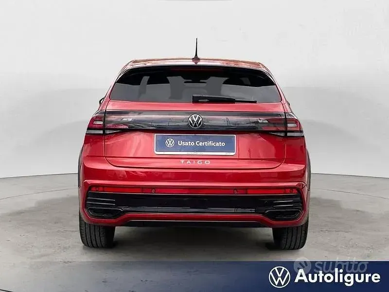 Usata VW Taigo R-line 110 CV (80 kW) 2024 Rosso SUV