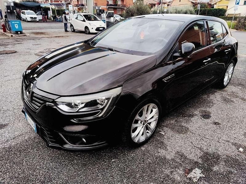 Usata Renault Mégane IV Intens 110 CV (80 kW) 2018 Berlina