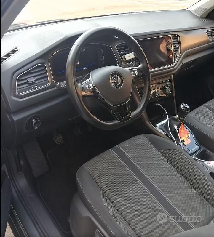 Usata VW T-Roc 2018 Grigio SUV