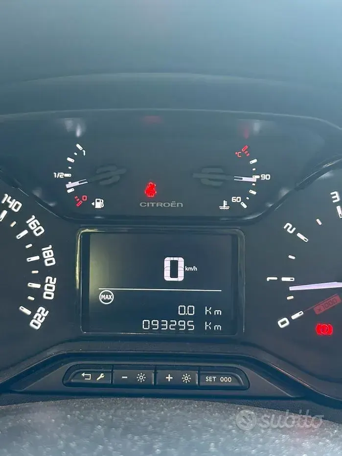 Usata Citroën C3 82 CV (60 kW) 2017 Bianco Berlina