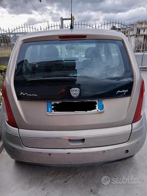 Occasion Lancia Musa 90 PK (66 kW) 2008 Grijs MPV