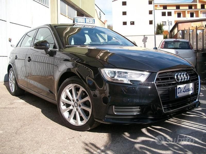 Usata Audi A3 Design 150 CV (110 kW) 2018 Nero Berlina