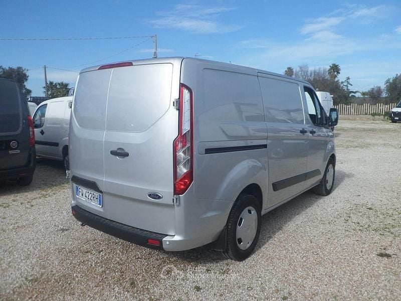 Usata Ford Transit Custom 131 CV (96 kW) 2020 Argento Furgone