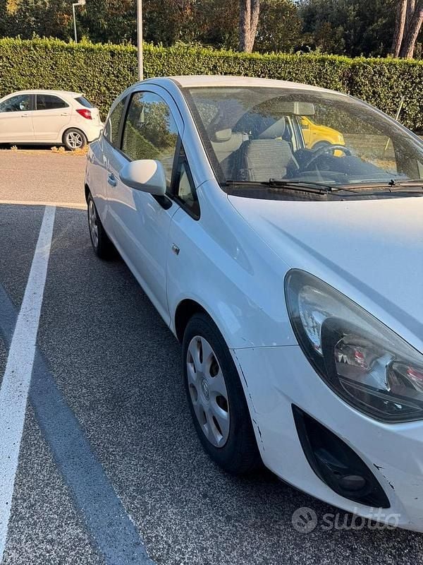 Usata Opel Corsa 85 CV (62 kW) 2014 Bianco Utilitaria