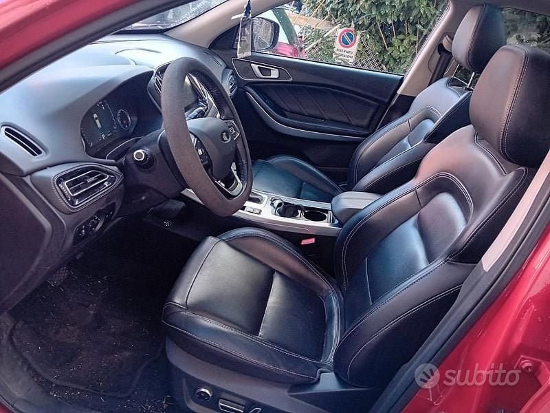 Usata DR F35 156 CV (114 kW) 2022 Rosso SUV