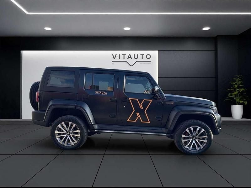 Usata ICH-X K2 162 CV (119 kW) 2024 Nero SUV