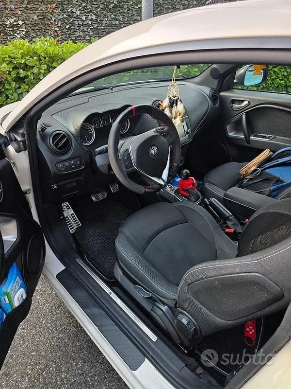 Usata Alfa Romeo MiTo Quadrifoglio Verde 200 CV (147 kW) 2014 Bianco Utilitaria
