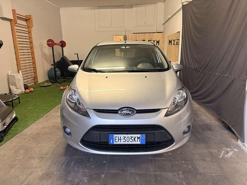 Usata Ford Fiesta Titanium 71 CV (52 kW) 2012 Utilitaria
