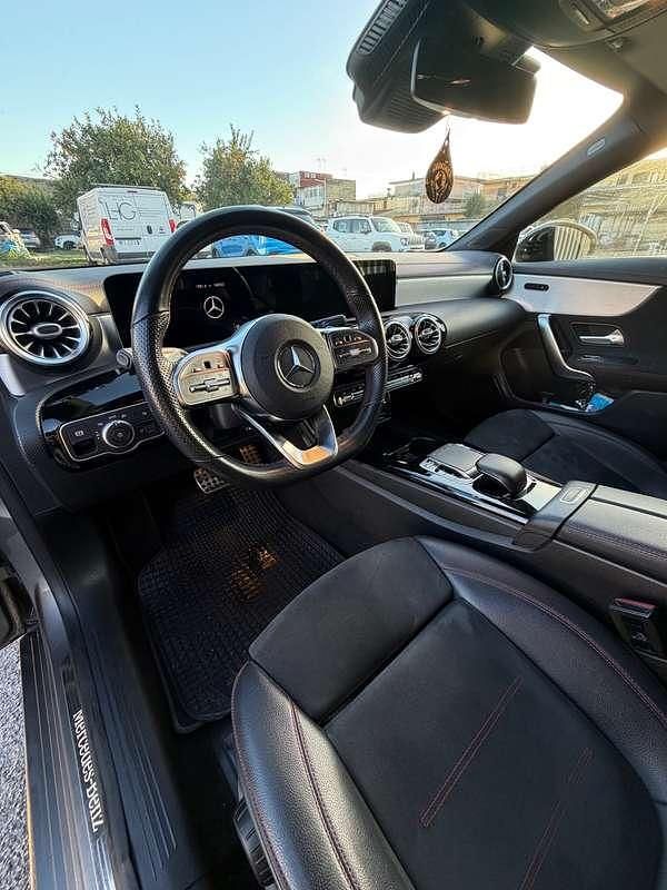 Usata Mercedes CLA200 Premium 150 CV (110 kW) 2019 Argento Coupé