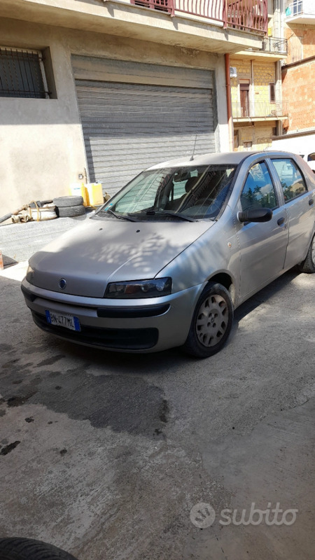 Usato 2003 Fiat Punto 1.9 Diesel (1.200 €)