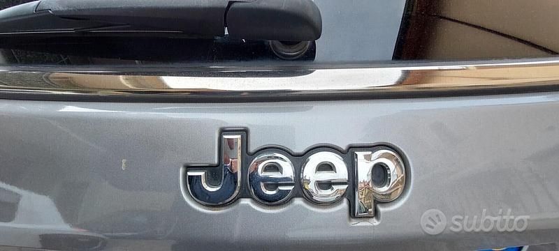 Usata Jeep Compass Limited 120 CV (88 kW) 2017 Grigio SUV