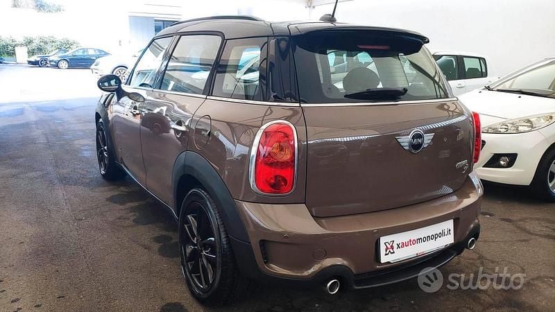 Usata Mini Cooper SD 143 CV (105 kW) 2012 Marrone Utilitaria