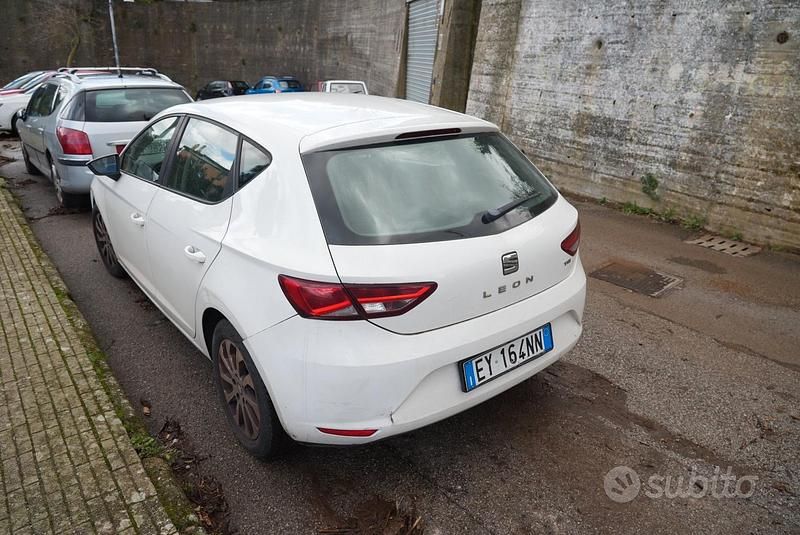 Usata Seat Leon 110 CV (80 kW) 2015 Bianco Berlina