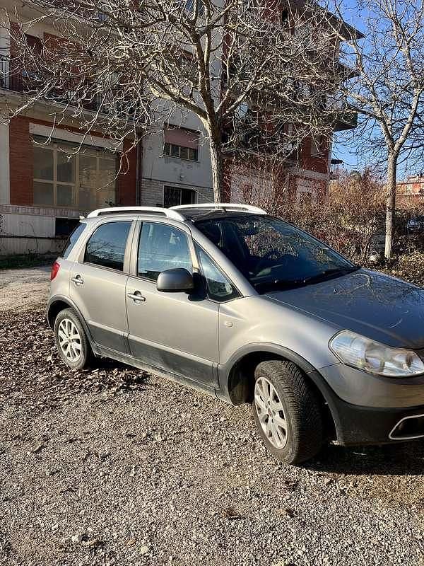 Usata Fiat Sedici Dynamic 135 CV (99 kW) 2010 SUV