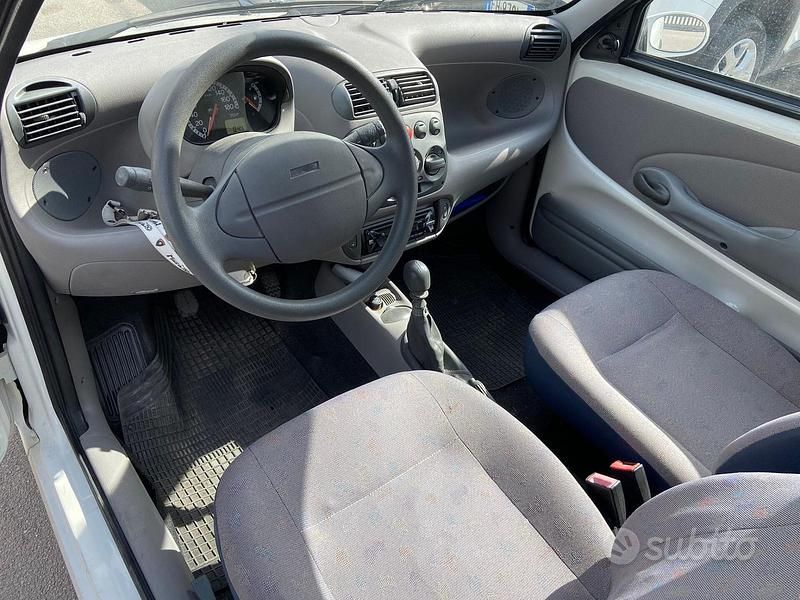 Usata Fiat 600 54 CV (39 kW) 2010 Bianco Utilitaria