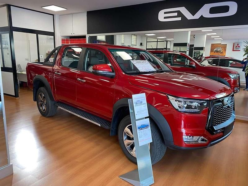 Nuova EVO Cross 4 136 CV (100 kW) 2025 Rosso Pick-up