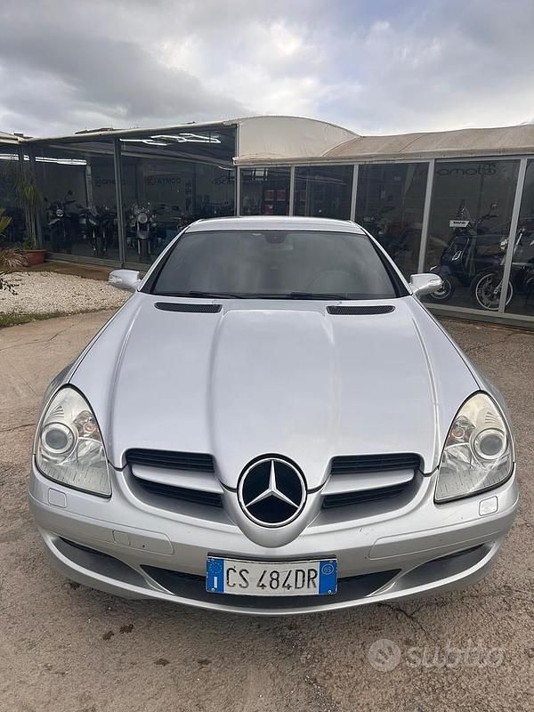 Usata Mercedes SLK200 2005 Grigio Cabrio