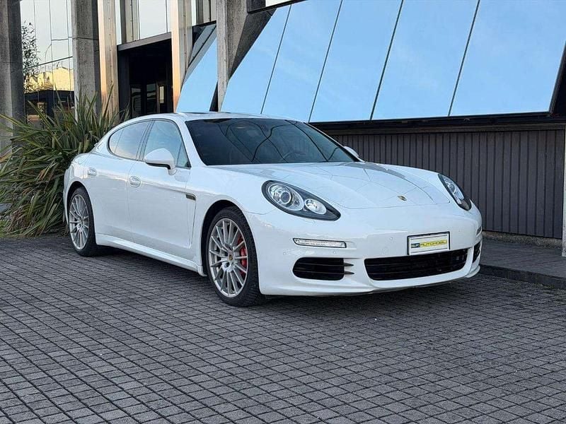 Usata Porsche Panamera Chrono 299 CV (219 kW) 2016 Bianco Utilitaria